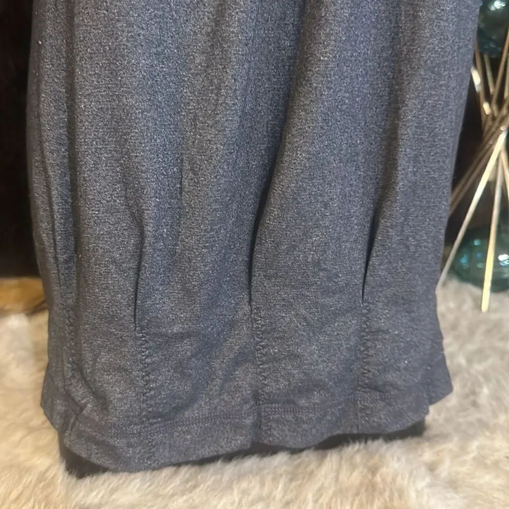 Lululemon tank top 8 (4875) - Picture 3 of 6